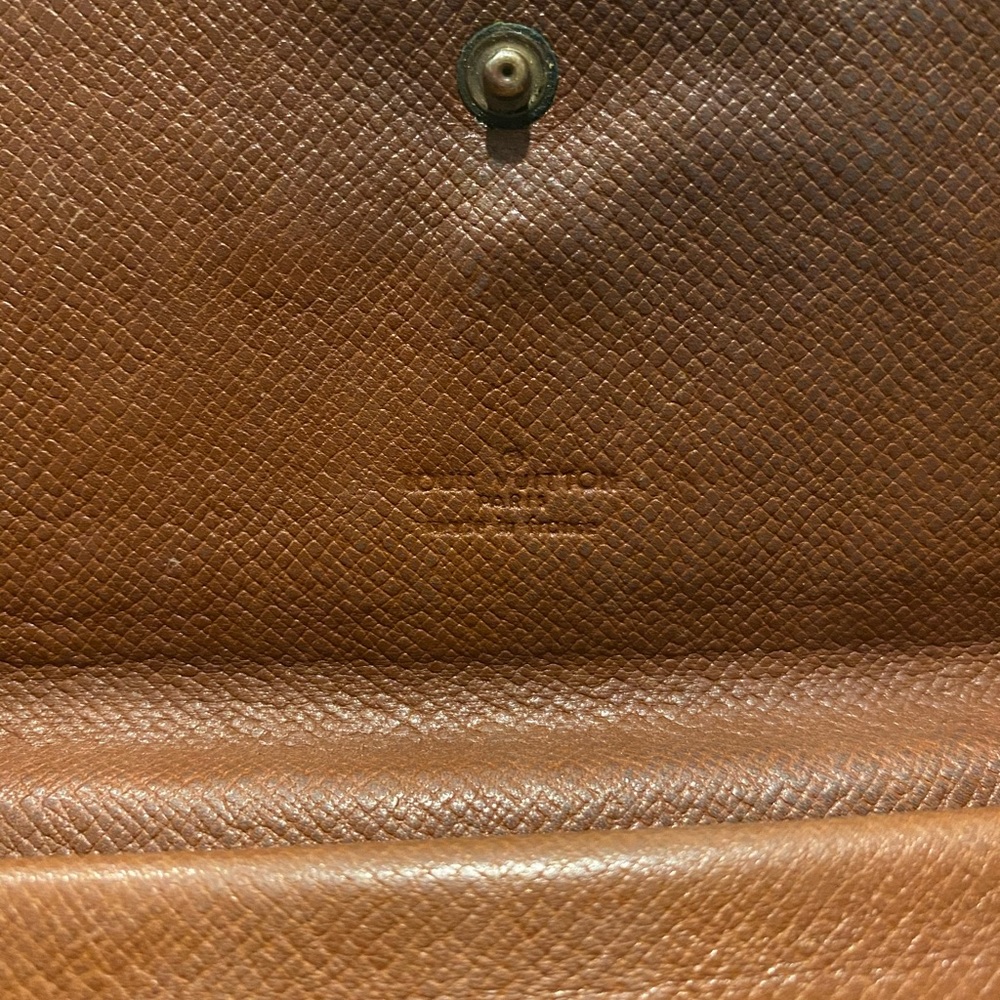 Used Louis Vuitton Wallet - Picture 6 of 6